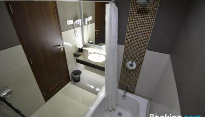Zimmer - Howard Johnson by Wyndham Pekalongan Indonesia