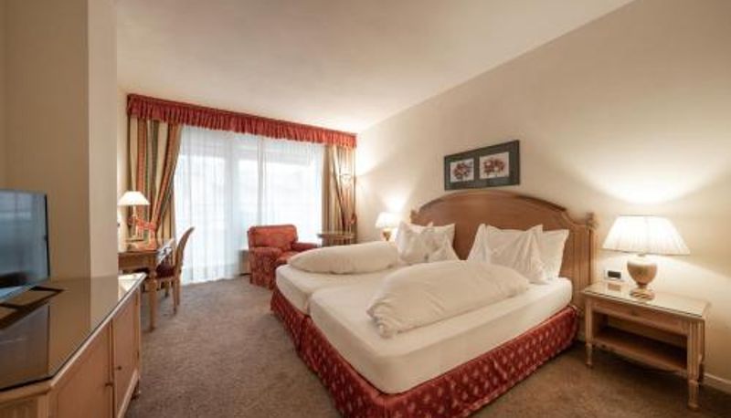 Info - Dominik Alpine City Wellness Hotel Brixen - Adults only