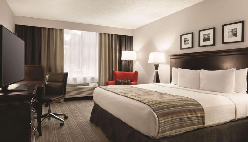 Kamer - Country Inn & Suites by Radisson Traverse City MI
