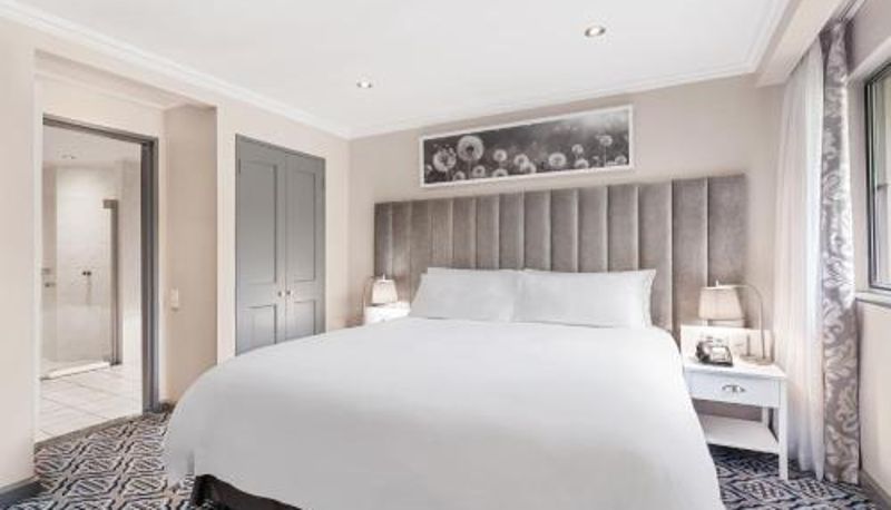 Suite - Protea Hotel by Marriott Johannesburg Balalaika Sandton