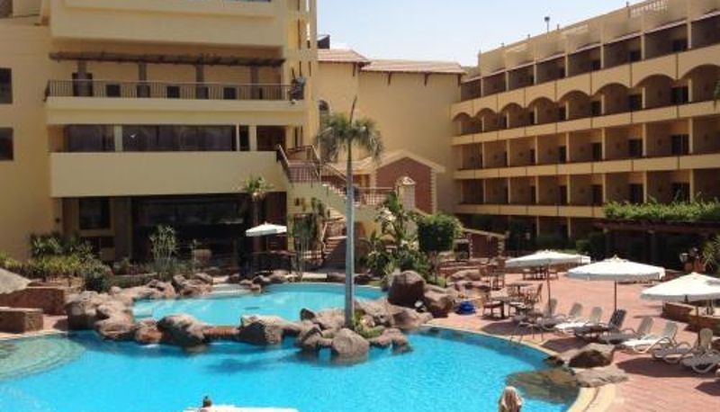 Basen - Amarante Pyramids Hotel