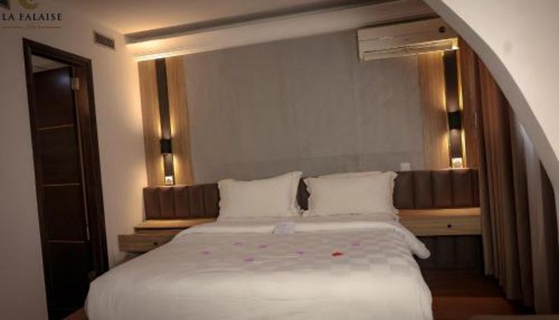 Info - Hotel Résidence La Falaise