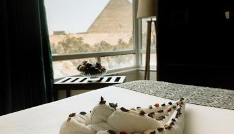 Bilgi - Turquoise Pyramids & Grand Egyptian museum view Hotel