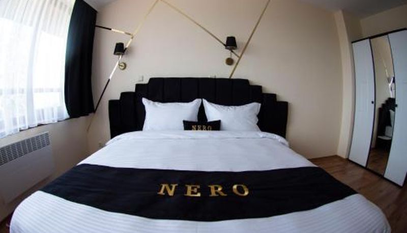 Daire - Complex Nero