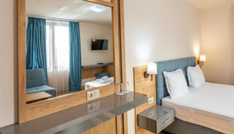 Info - Eco Hotel Momata