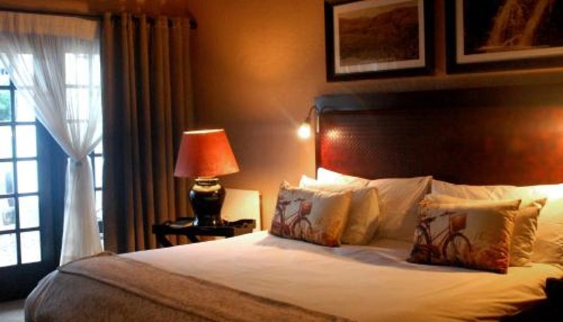 Suite - Restaurants & Hiking Mount Sheba Rainforest Hotel