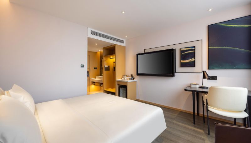 Camera - Yanji Department Store West Market Atour X Hotel