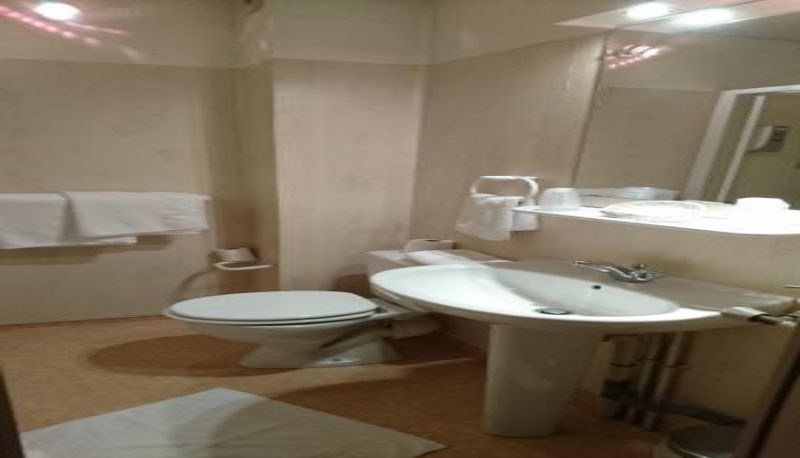 Badkamer - Hôtel de France