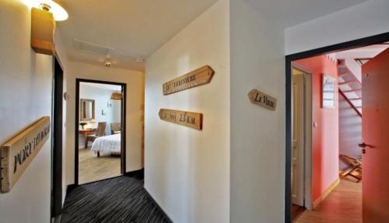 Hotel Außenbreich - Logis Hôtel La Chaize