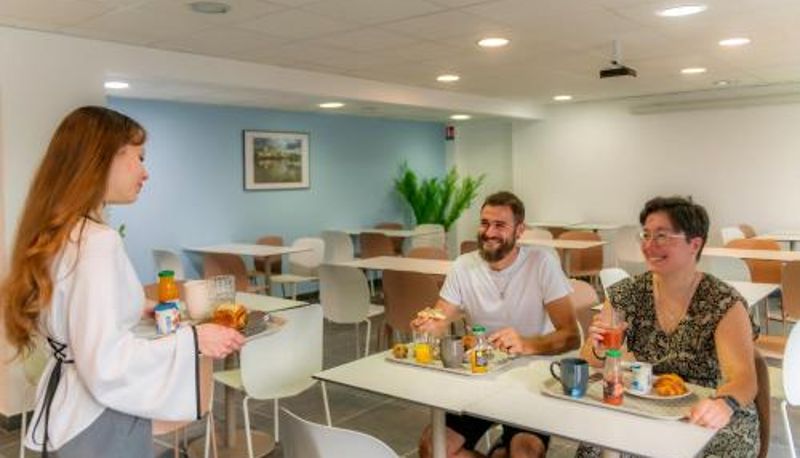 Frühstücksraum innerhalb des Restaurants - Résidence Goélia Le Clos Saint Michel