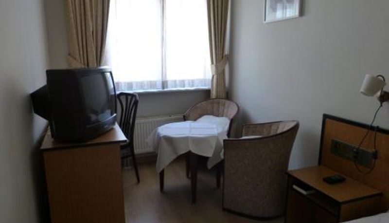Info - Hotel Des Zouaves
