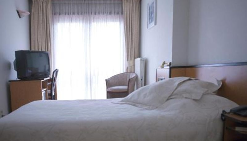Room - Hotel Des Zouaves