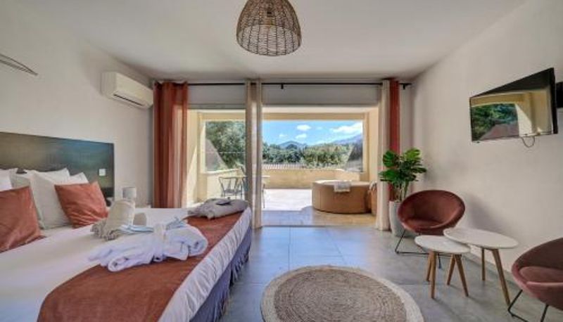 Suite - Clos Saint-Michel Resort & Spa
