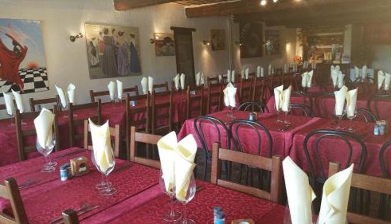 Frühstücksraum innerhalb des Restaurants - Auberge Roman