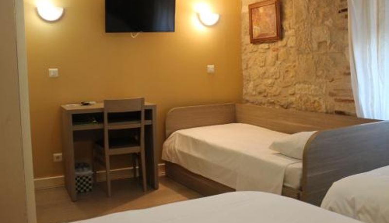 Pokój typu standard - Logis Hotels- Auberge de la Tour - Hôtel et restaurant