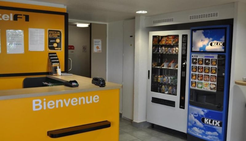 Info - hotelF1 Orange Centre Échangeur A7 A9
