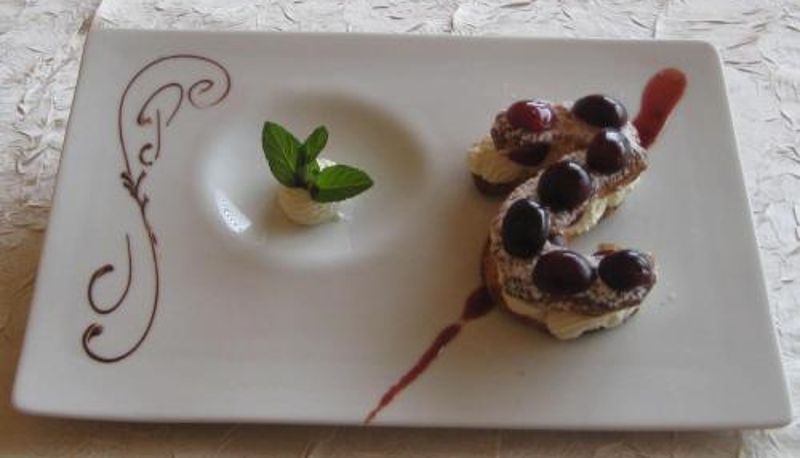 Sala prima colazione all'interno del ristorante - Logis Hotel Restaurant Le Bellevue