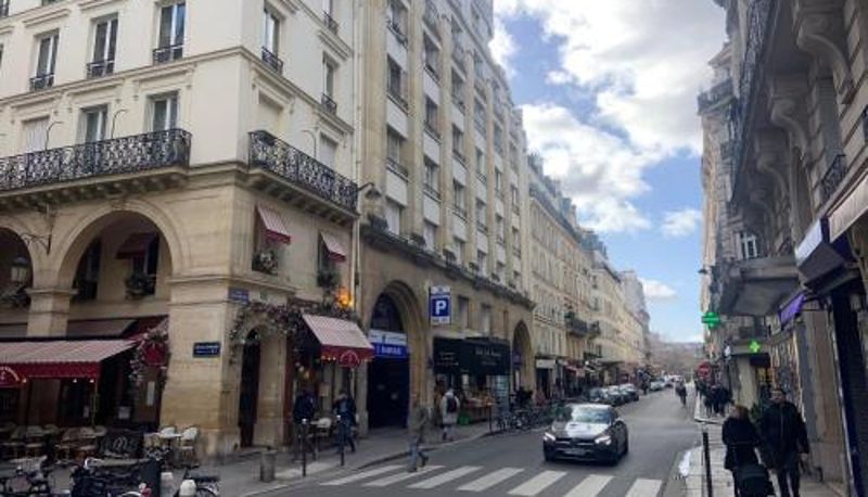 Apartament - Tour Eiffel Apartment