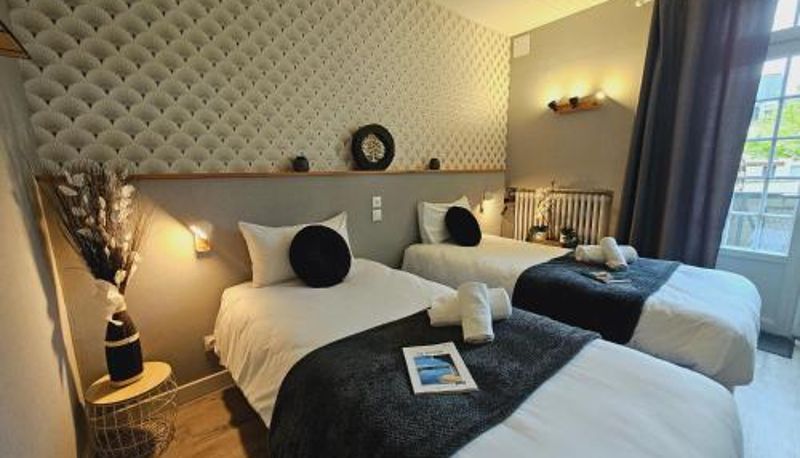 Información - Logis Loire Hotel - Les Cocottes Restaurant