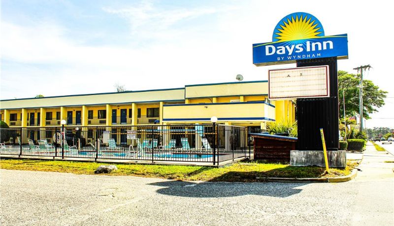 Vista esterna - Days Inn by Wyndham Little River