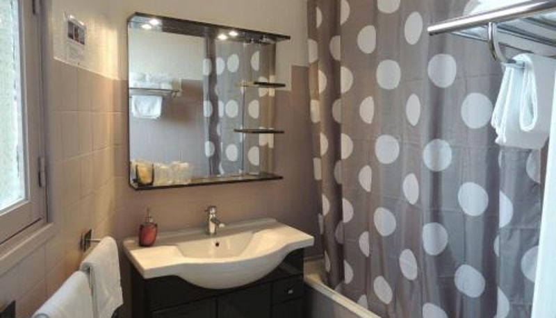Badezimmer - Hôtel du Commerce - Centre Millau