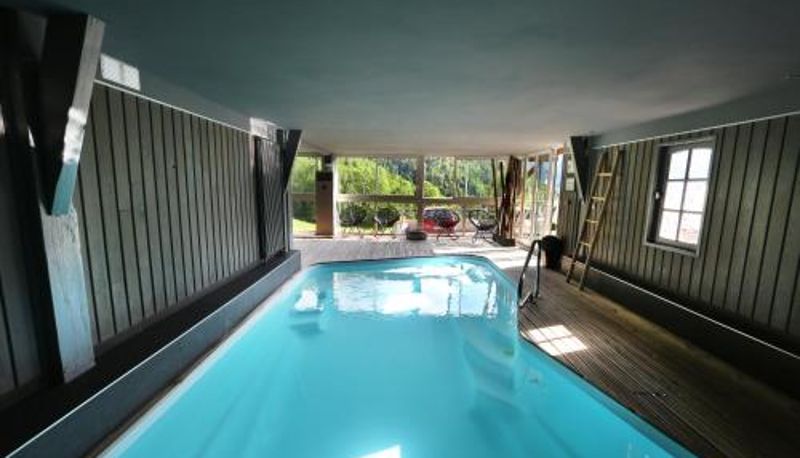 Piscina - Bains Nordiques & Vue Pyrénées  Piscine Intérieure Solayan Nature & Spa