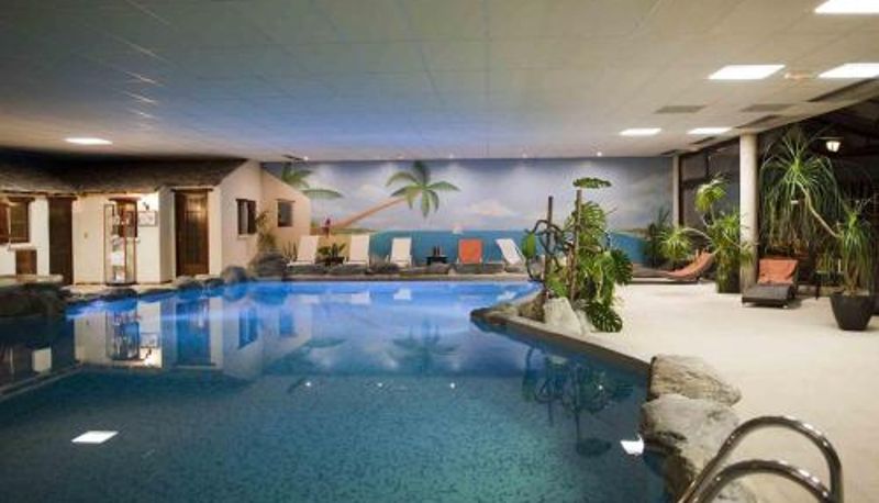 Piscina - Auberge Du Camp Romain