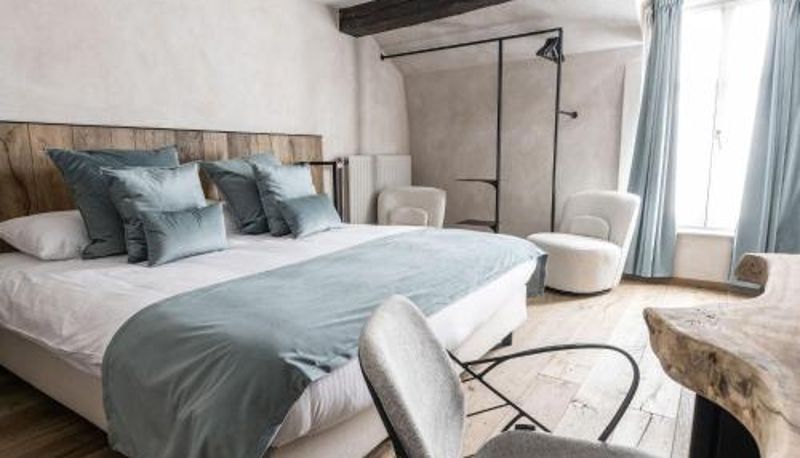 Información - Hotel LEA - Maison Caerdinael