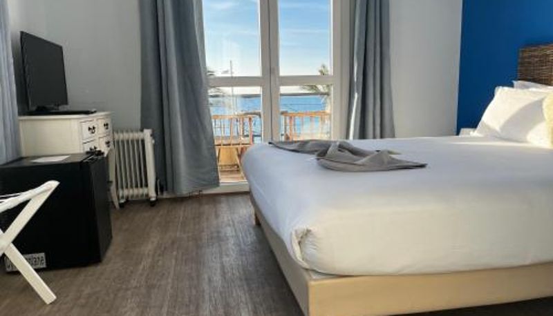 Chambre - Hôtel du Bord de Mer "Le Vanillé"