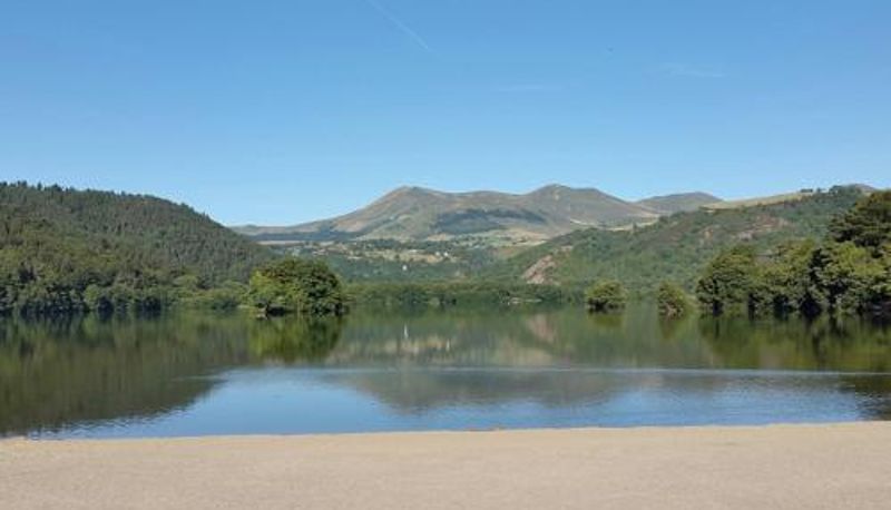Info - Hôtel Domaine du Lac Chambon