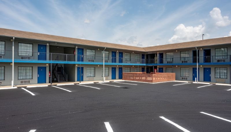 Info - American Inn & Suites Russellville