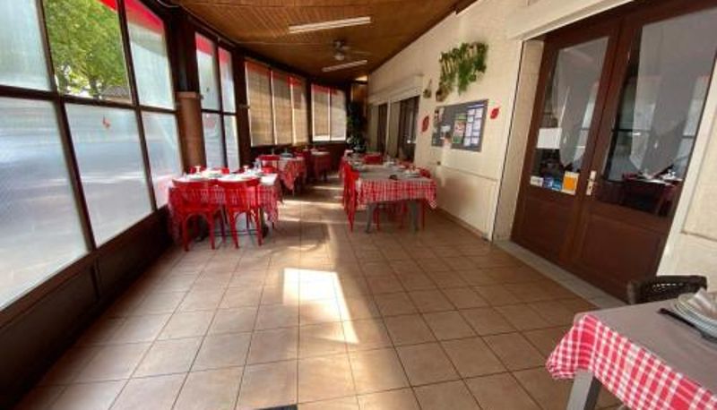 Sala prima colazione all'interno del ristorante - Hôtel restaurant l'escale chez mimi