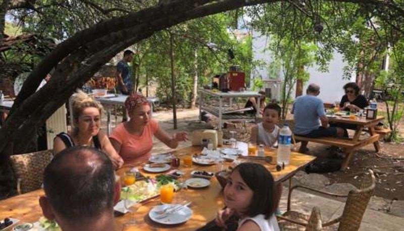Sala śniadaniowa w restauracji - Adrasan Şekerbahçe Otel