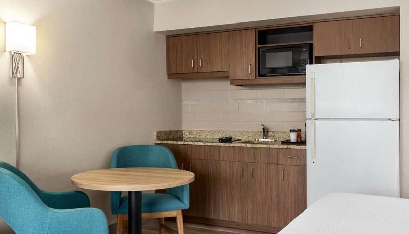 Kamer - Days Inn by Wyndham Cocoa Beach Port Canaveral