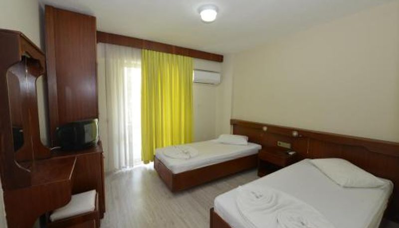 Info - Kaftans City Hotel by RRH&R