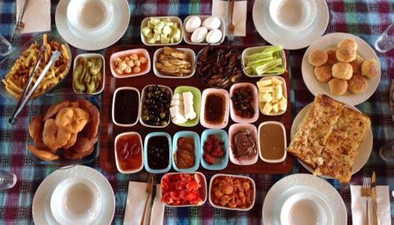 Frühstücksraum innerhalb des Restaurants - ŞATO Köyevi-Selendi