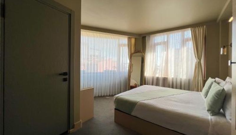 Chambre - By Kinyas Hotel