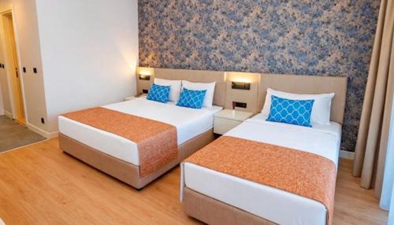 Dreibettzimmer - Alder Garden Resort -Ultra All Inclusive