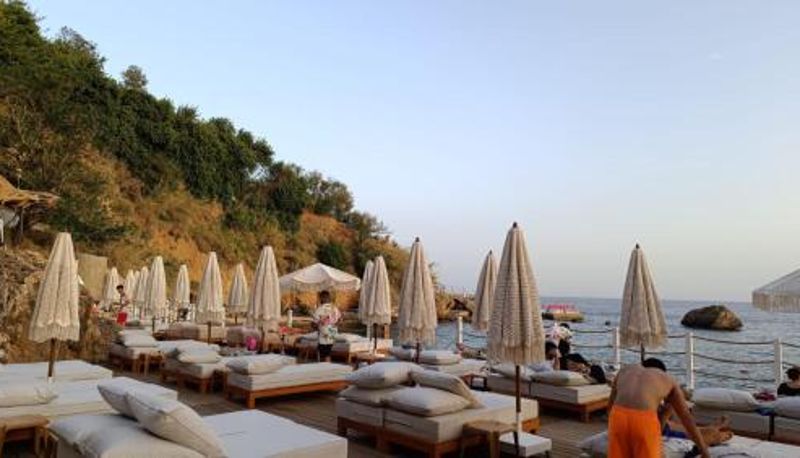 Plaj - Lucky Monkey Hotel