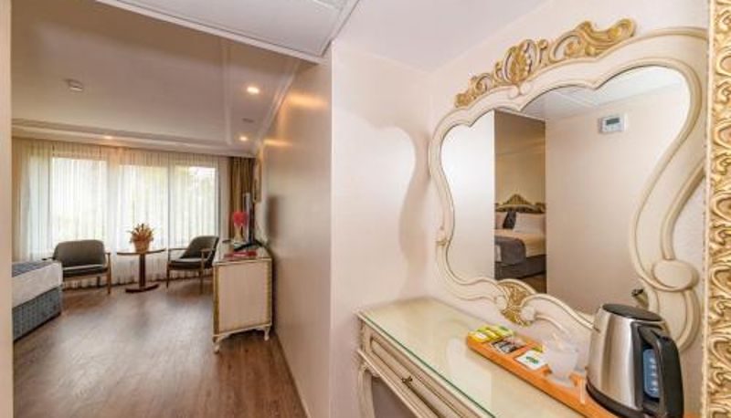Info - Istanbul Taksim Square Al Madina Hotel - Istiklal Street