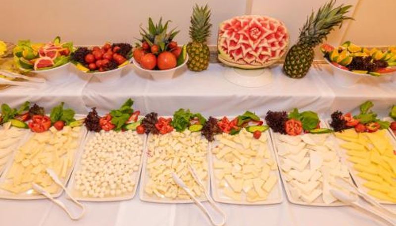 Buffet - Istanbul Taksim Square Al Madina Hotel - Istiklal Street