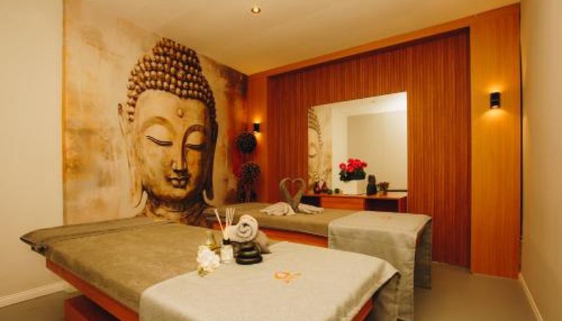 Info - Double Bond Hotel Spa