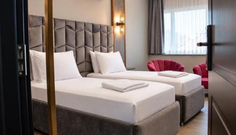 Informação - TALLES CITY HOTEL
