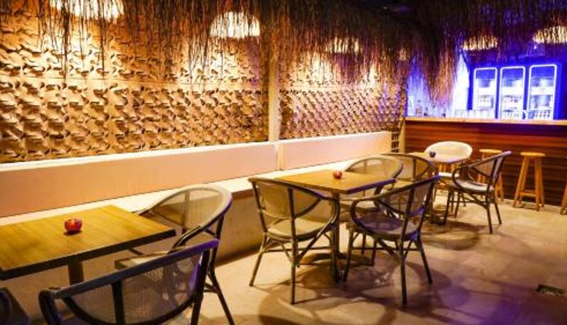 Bar - BERRY BELLA HOTEL