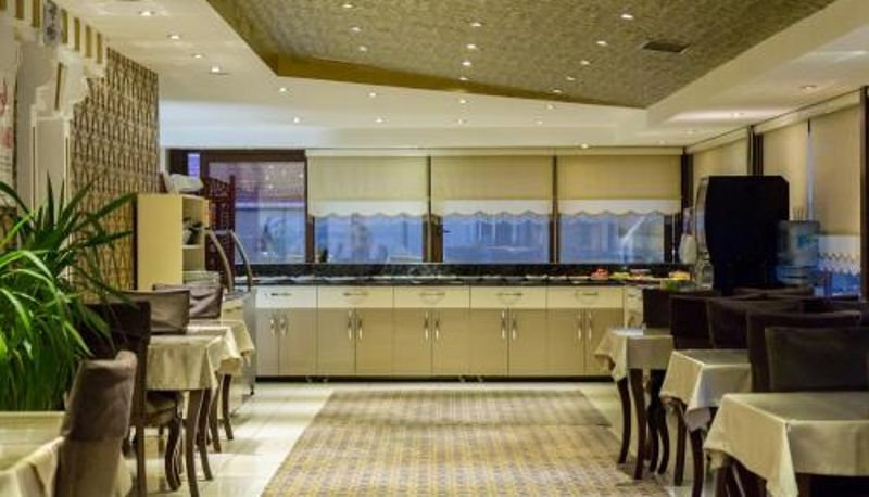 Sala prima colazione all'interno del ristorante - Grand Rosa Hotel