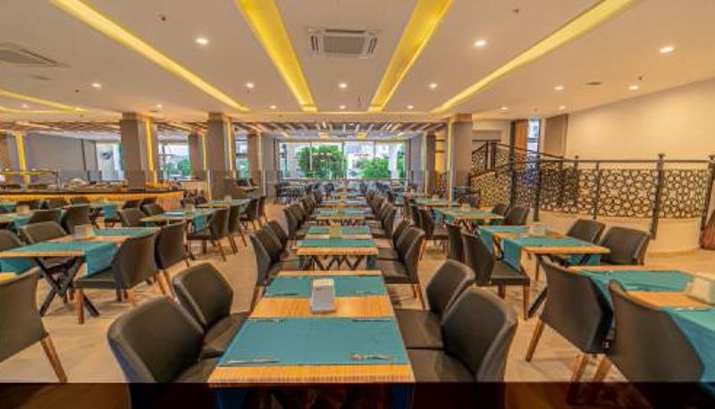 Sala prima colazione all'interno del ristorante - Viking Garden Hotel