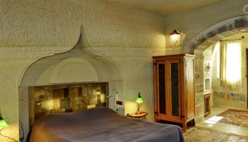 Bilgi - Wake Up to Hot Air Balloons Seki Cave Hotel