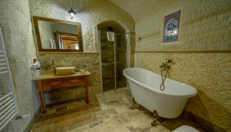 Banyo - Wake Up to Hot Air Balloons Seki Cave Hotel