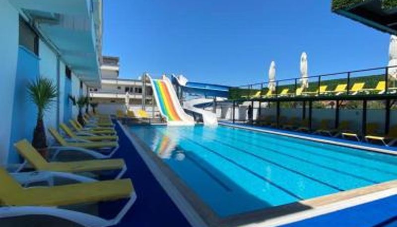 Familienzimmer - ATAŞ AQUA OTEL AVŞA