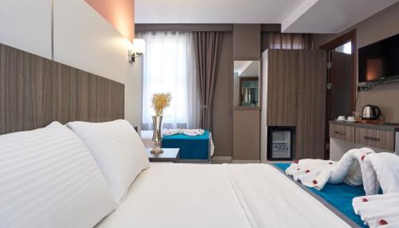 Habitación familiar - Renzo Hotel
